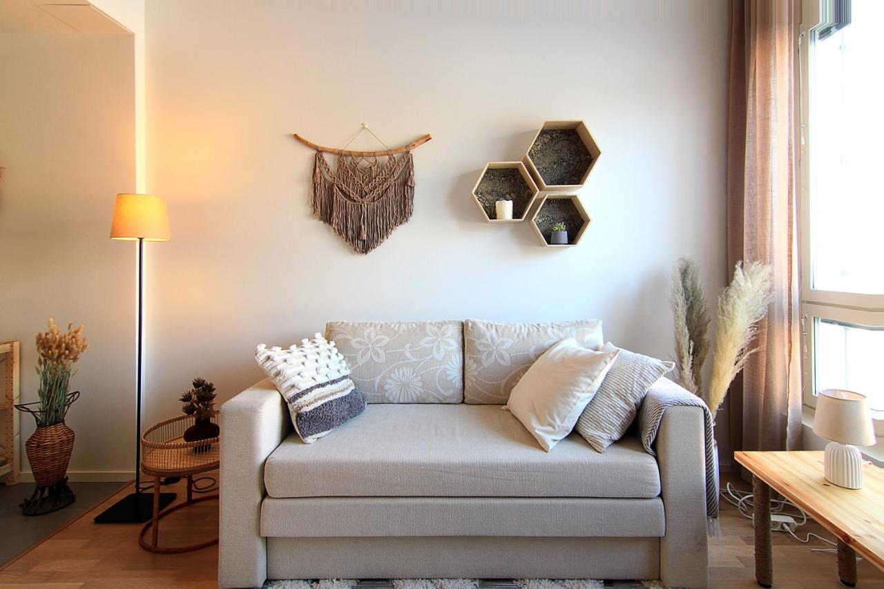 City Home Aapeli 库奥皮奥 外观 照片
